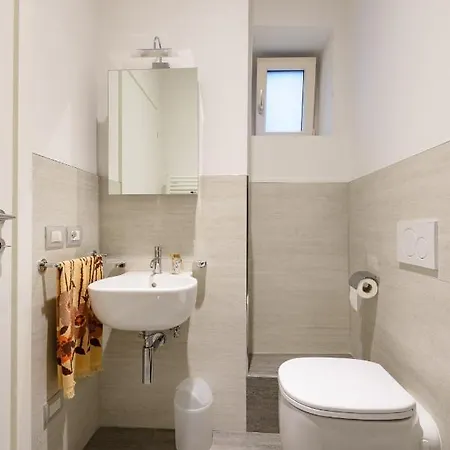 Guelfa 14 Apartament