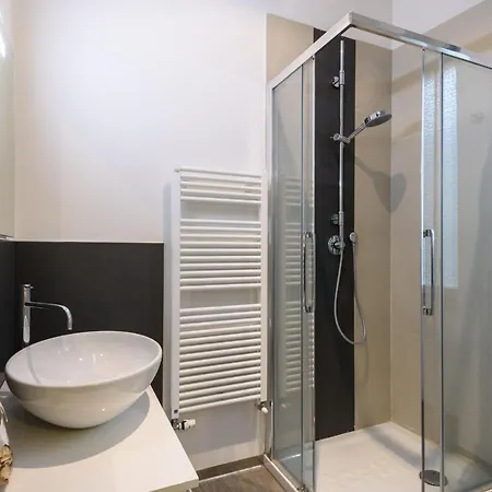 Apartament Guelfa 14 *